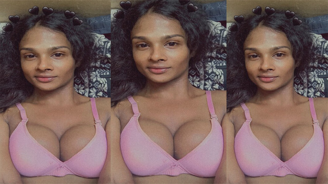 Desi Shemale Giving Blowjob Dick