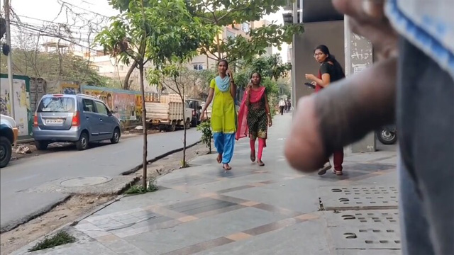 Daring Guy Flashing Sex – In Girls Leaked Free Video Part 2